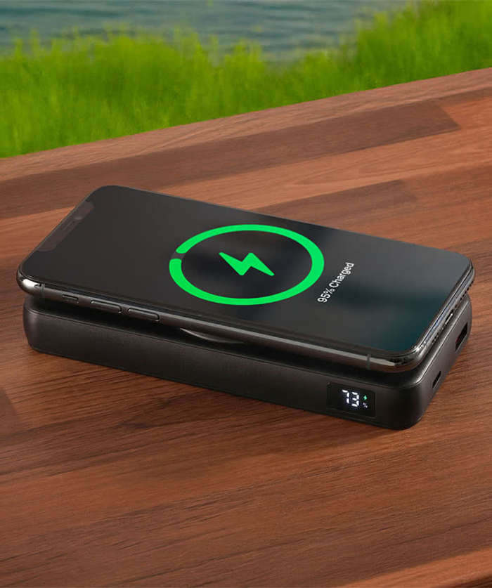 Full Color PowerGlow Illuminating 10,000 mA Wireless Power Bank - Black