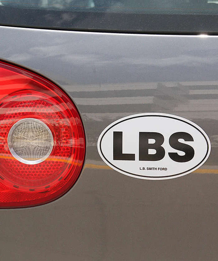 5.75 in. x 3.375 in. Oval Car Magnet w/ contrast trim - White / Black